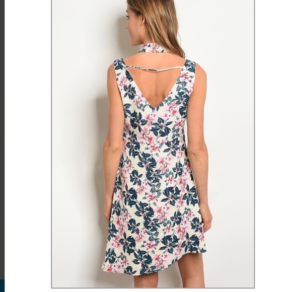 Cream Floral Dress Boutique VSCO - Picture 2 of 8